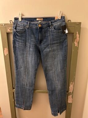 Kut from the Kloth Stevie Straight Leg Jeans in Dark Blue Wash